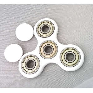 White Fidget Hand Spinner Toy 42Q
